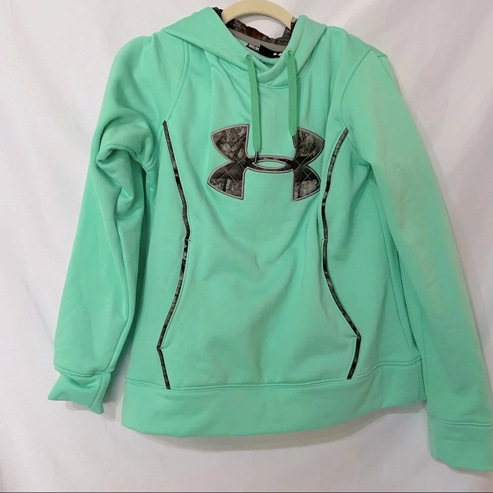 Under Armour Green & Camo Sweatshirt Hoodie M